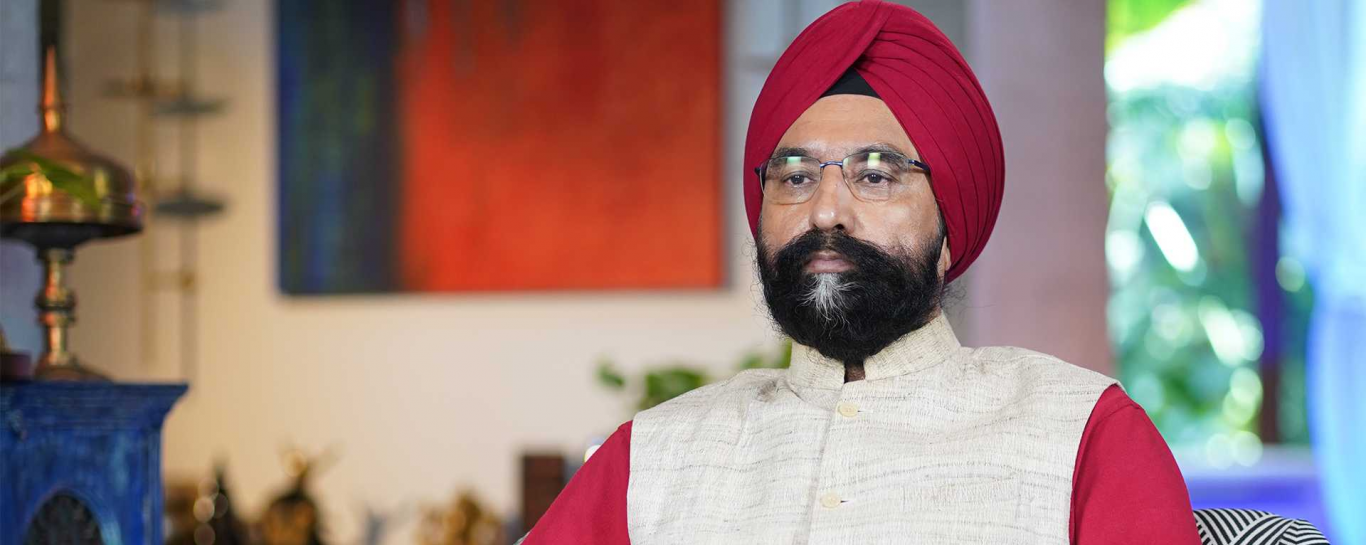 RS Sodhi - Teaches Brand Building, Distribution Strategy and Successful Business Models